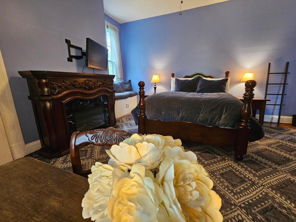 Winridge Manor Acomodação com café da manhã Madison Heights Quarto foto
